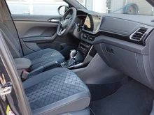 VW T-Cross Sport TSI DSG in Deep Black Perleffekt