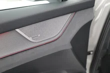 Škoda Peaq Sportline 90x in Stahl-Grau