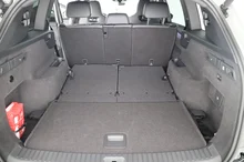 Škoda Peaq Sportline 90x in Stahl-Grau