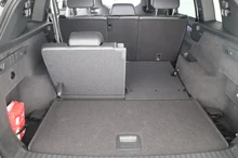 Škoda Peaq Sportline 90x in Stahl-Grau