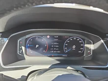 VW Passat Variant Business TDI DSG in mittelrot - normal