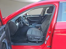 VW Passat Variant Business TDI DSG in mittelrot - normal