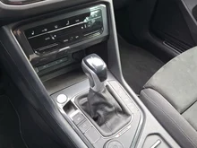 VW Tiguan Elegance TDI SCR 4MOTION DSG in Deep Black Perlef.
