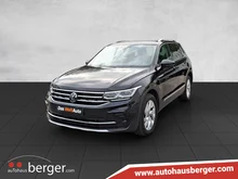 VW Tiguan Elegance TDI SCR 4MOTION DSG in Deep Black Perlef.