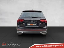 VW Tiguan Elegance TDI SCR 4MOTION DSG in Deep Black Perlef.