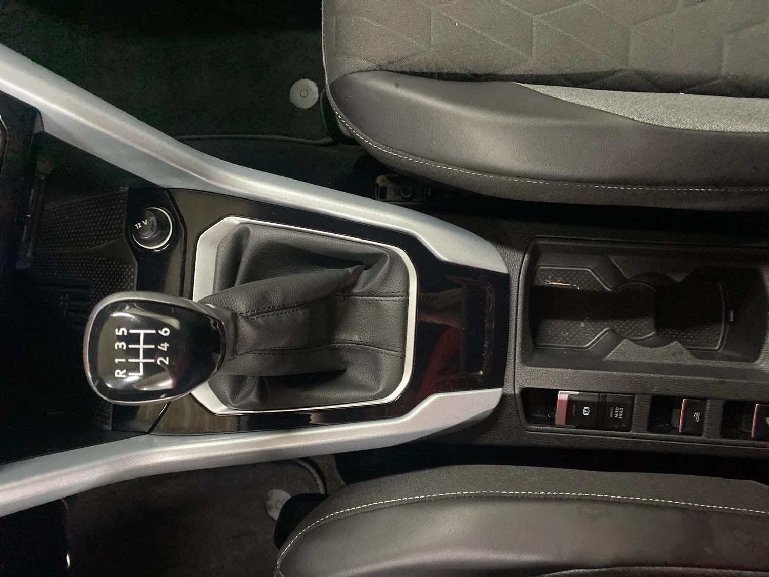 Bild eines VW T-Roc Cabriolet Style TSI