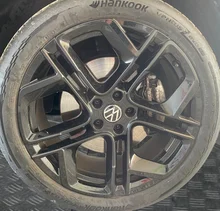 VW Tiguan R-Line TDI DSG in Cipressino-Grün Metallic