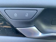 VW Tiguan R-Line TDI DSG in Cipressino-Grün Metallic
