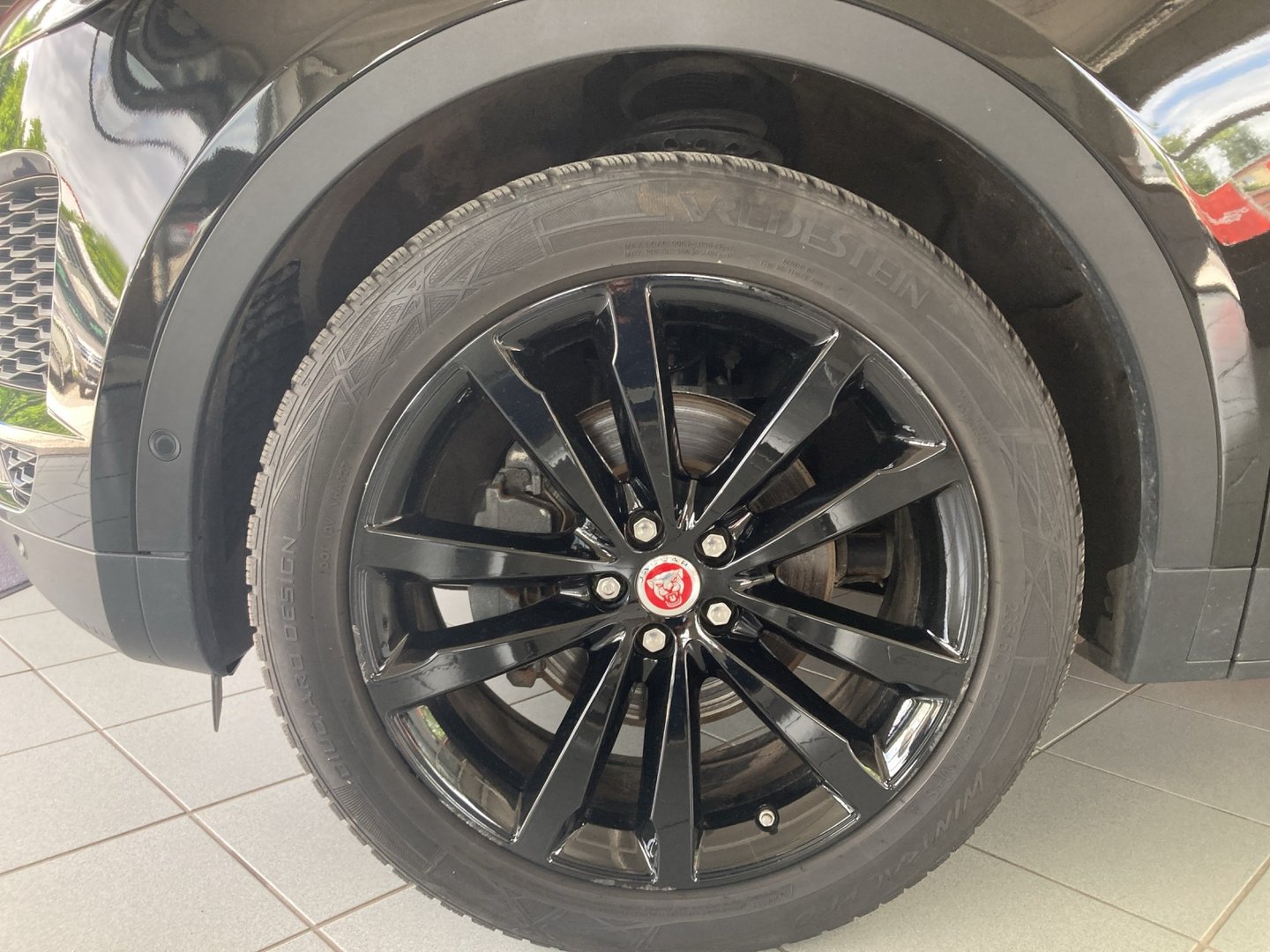 Jaguar E-Pace 2.0DI4 D180 AWD 17" Aut. | Bild 16 von 16
