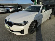 BMW 5xx 530e xDrive Touring Aut. in weiss - metallic