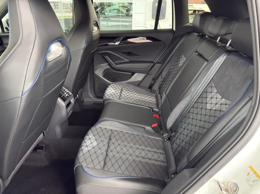 Bild eines Tiguan R-Line eTSI DSG