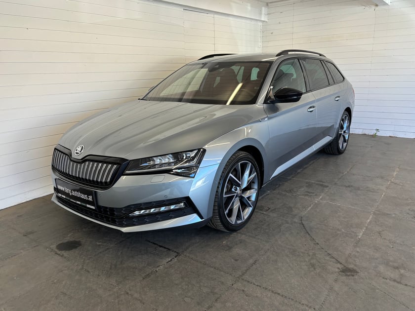 Škoda SUPERB Combi iV SPORTLINE DSG