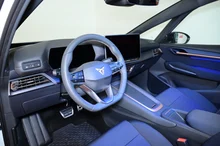 CUPRA Born PLUS 58/61 140kW/190PS in Nevada-Weiß Metallic