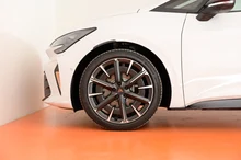 CUPRA Born PLUS 58/61 140kW/190PS in Nevada-Weiß Metallic