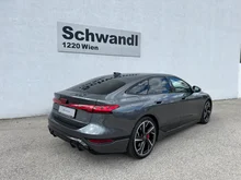 Audi A6 Sportback e-tron quattro in 6Y Daytonagrau Perleffekt