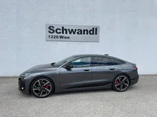 Audi A6 Sportback e-tron quattro in 6Y Daytonagrau Perleffekt