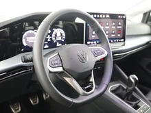 VW Golf Variant Life TDI in MONDSTEINGRAU