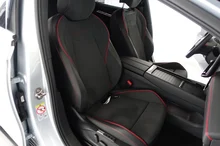 VW ID.7 Tourer GTX 4MOTION 250kW Business in Scale Silver Metallic Dach Schwarz