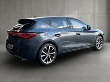 SEAT Leon FR 1.5 eTSI ACT DSG in Magnet-Grau Metallic