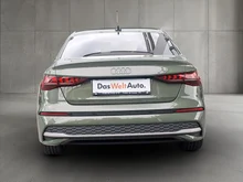 Audi A3 Limousine 35 TFSI in Distriktgrün Metallic