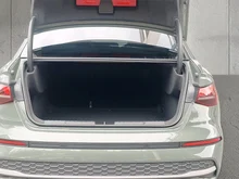 Audi A3 Limousine 35 TFSI in Distriktgrün Metallic