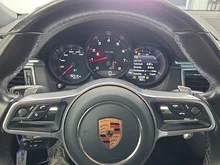 Porsche Macan in schwarz