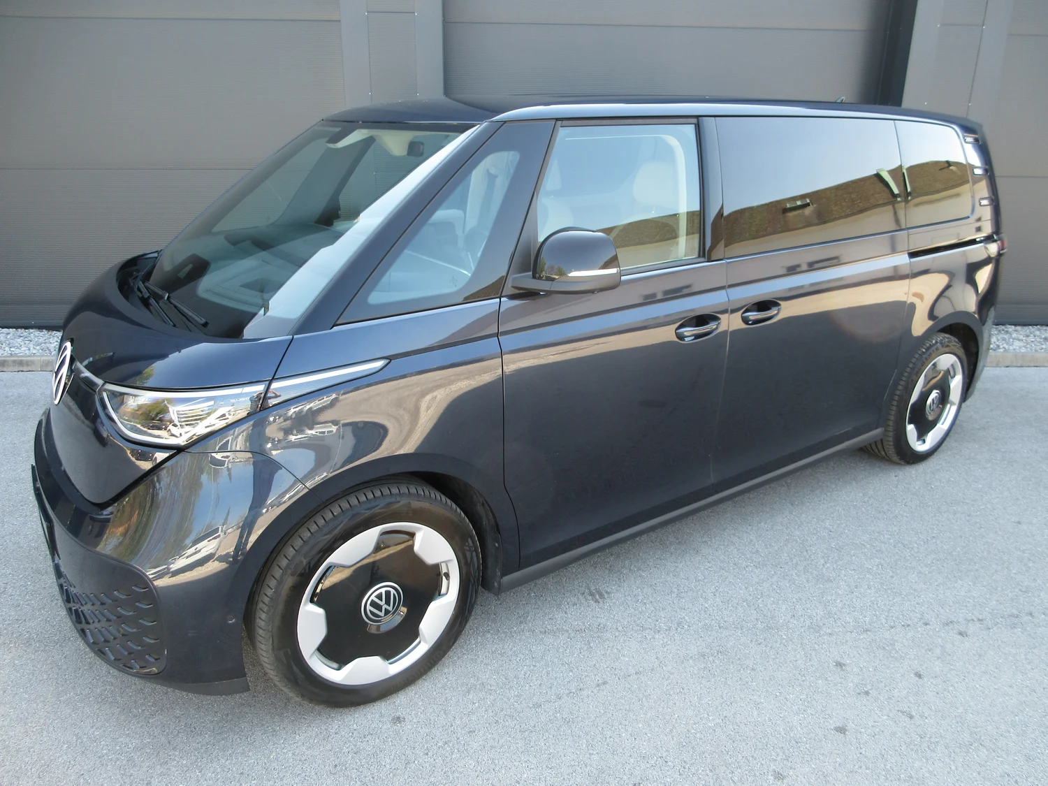 Bild eines ID. Buzz Pro LR 210 kW