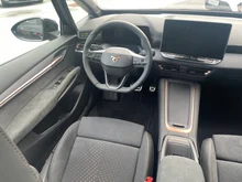CUPRA Born PLUS 58/61 140kW/190PS in Nacht-Schwarz Metallic