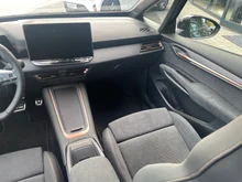 CUPRA Born PLUS 58/61 140kW/190PS in Nacht-Schwarz Metallic