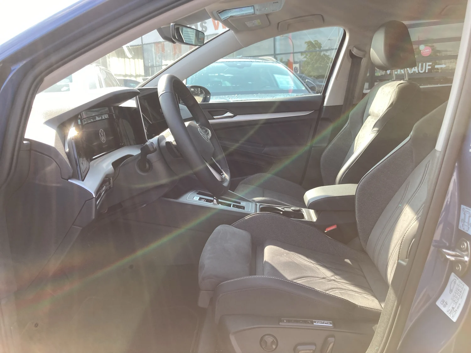 Bild eines VW Golf Rabbit mHEV DSG