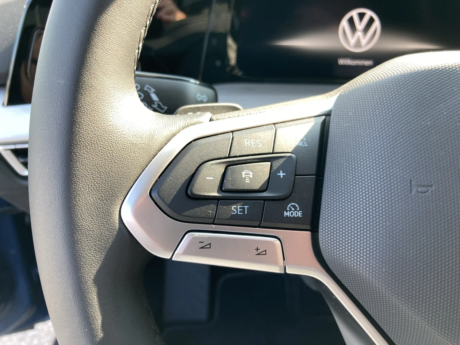 Bild eines VW Golf Rabbit mHEV DSG