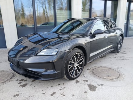 Porsche Taycan 4 Cross Turismo