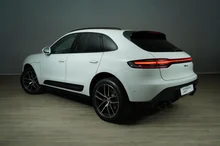 Thumbnail-Foto von Fahrzeug