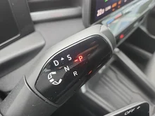 VW T-Roc Life eTSI DSG in Pure White Dach Black Uni