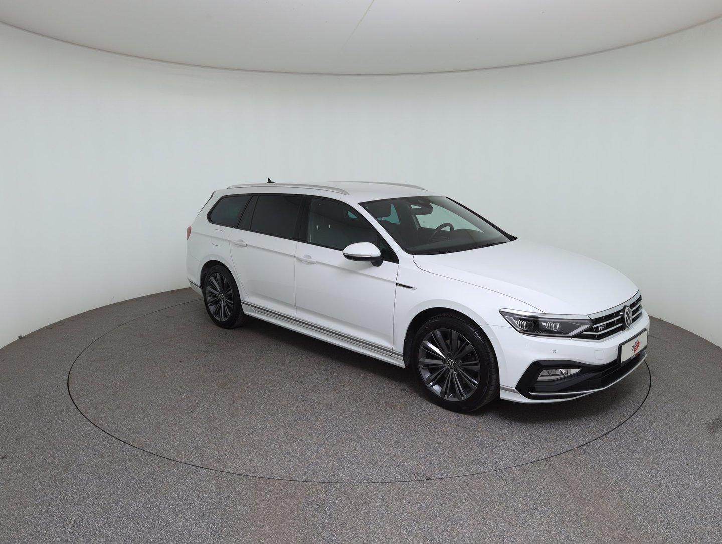 VW Passat Variant Elegance TDI 4MOTION DSG | Bild 3 von 36