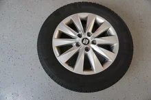 Thumbnail-Foto von Fahrzeug