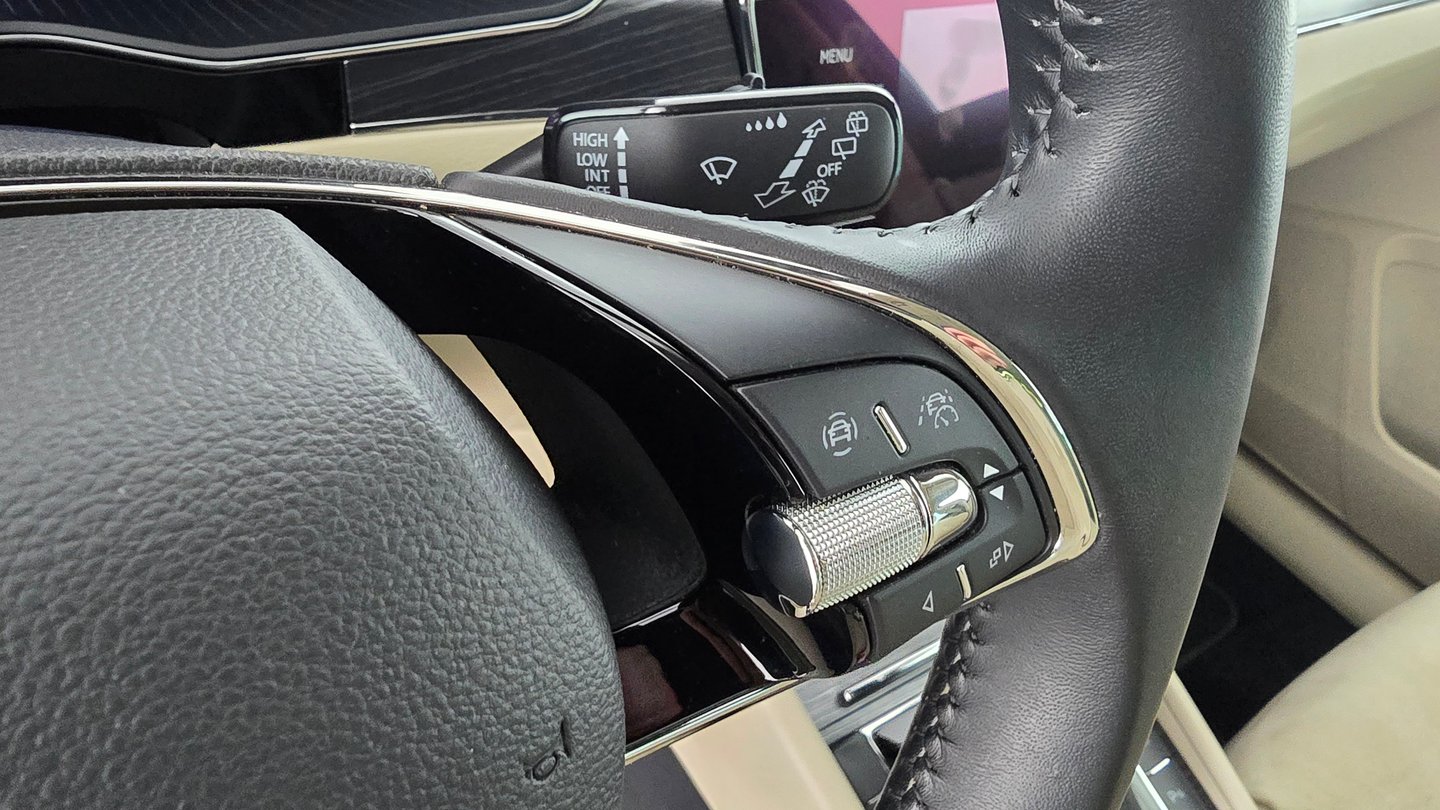 Škoda SUPERB Combi Style TDI DSG | Bild 16 von 27