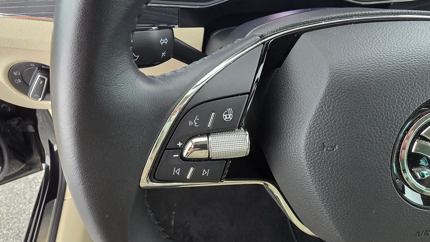 Škoda SUPERB Combi Style TDI DSG | Bild 15 von 27