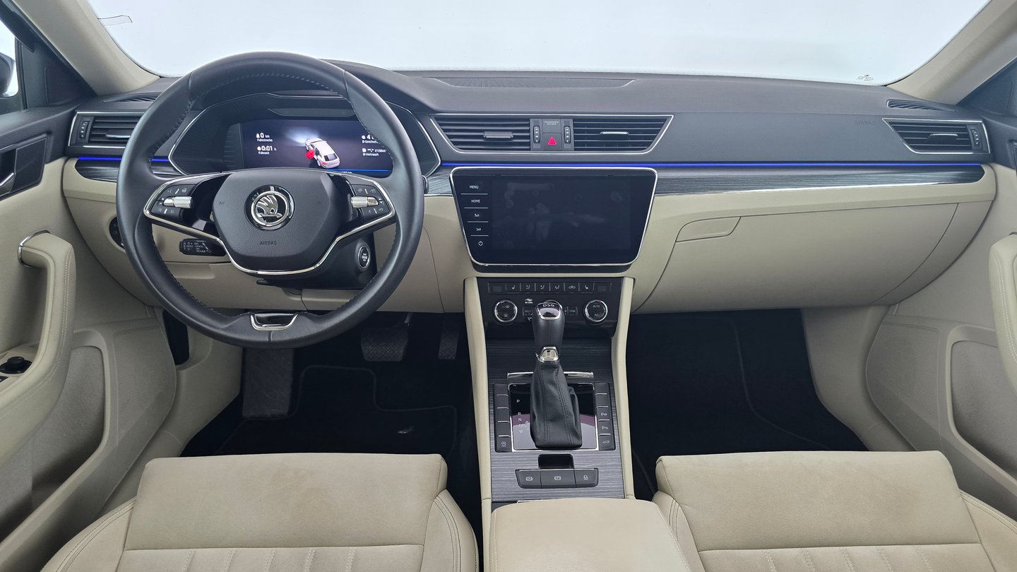 Škoda SUPERB Combi Style TDI DSG | Bild 13 von 27