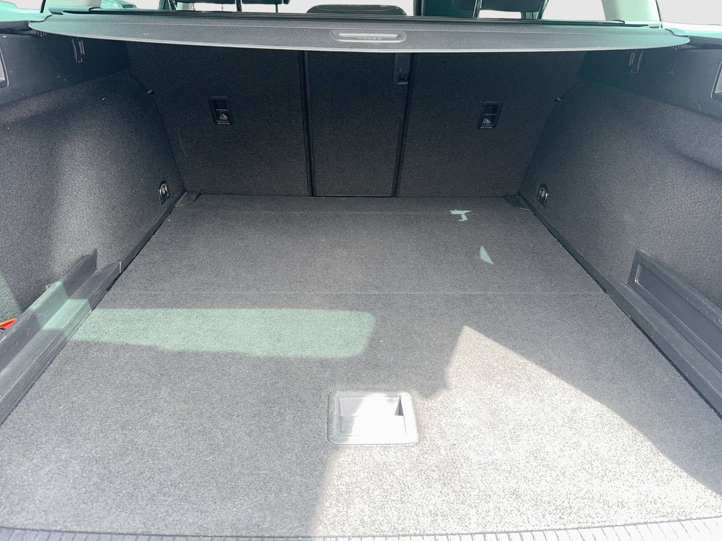 VW Passat Variant Business TDI SCR DSG | Bild 19 von 23
