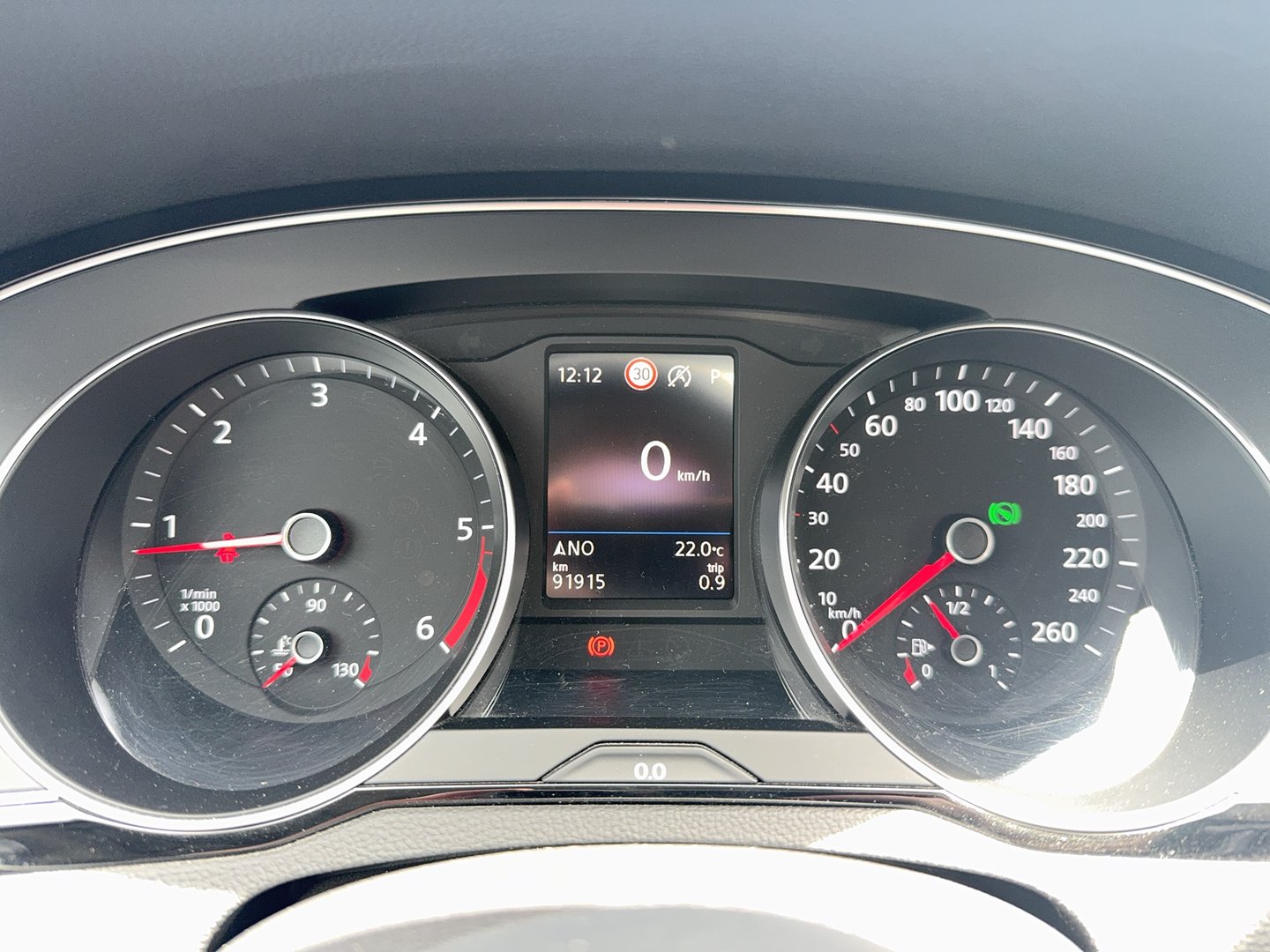 VW Passat Variant Business TDI SCR DSG | Bild 11 von 23