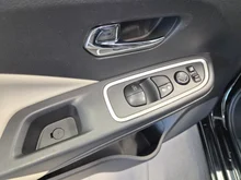 Nissan Micra 0,9 IG-T Tekna in schwarz