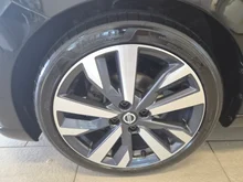 Nissan Micra 0,9 IG-T Tekna in schwarz