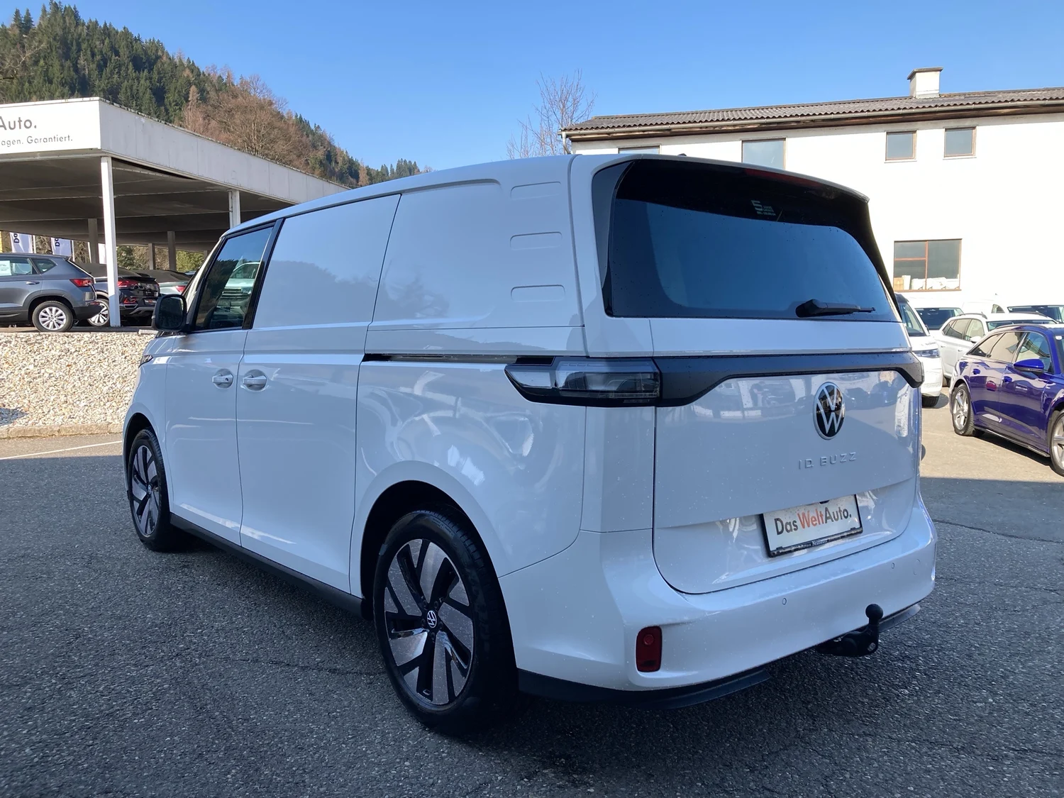 Bild eines ID. Buzz Cargo Pro 4MOTION 250 kW