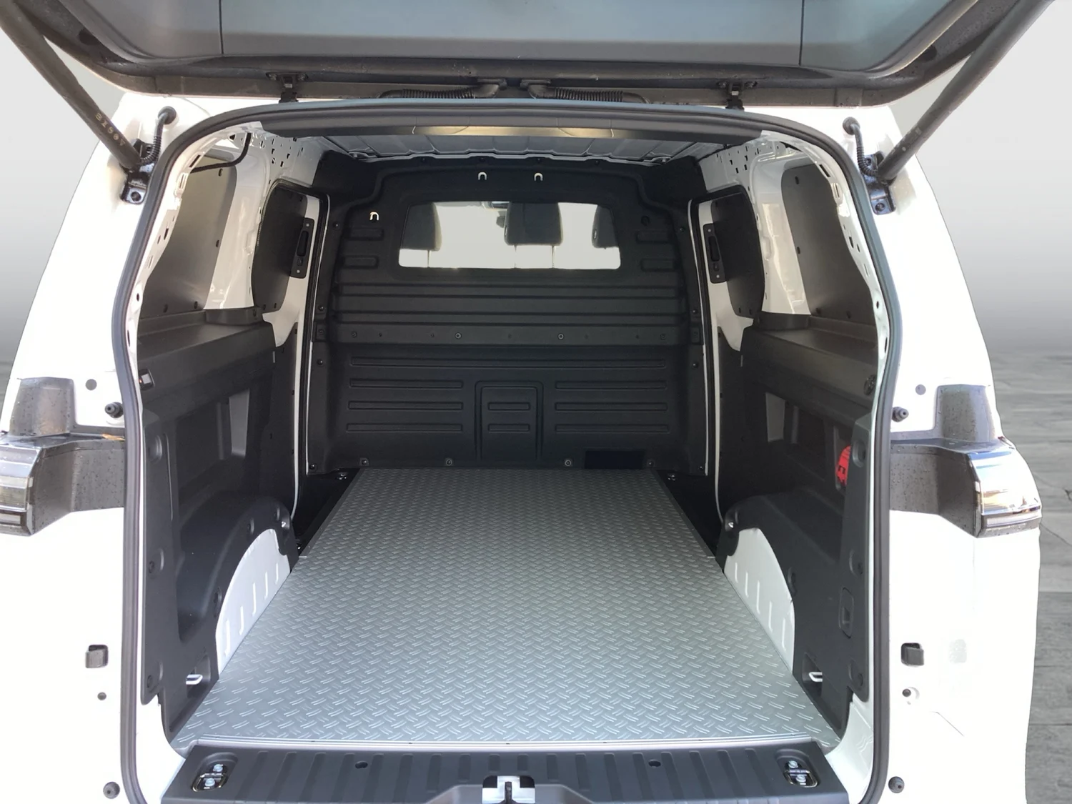 Bild eines ID. Buzz Cargo Pro 4MOTION 250 kW