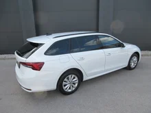 Škoda Octavia Combi Selection TDI DSG in Moon-Weiß Metallic