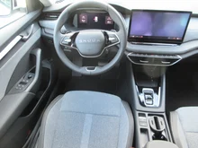 Škoda Octavia Combi Selection TDI DSG in Moon-Weiß Metallic