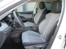 Škoda Octavia Combi Selection TDI DSG in Moon-Weiß Metallic