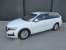 Škoda Octavia Combi Selection TDI DSG in Moon-Weiß Metallic