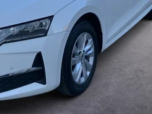 Škoda Octavia Combi Selection TDI in Alaska-Weiß
